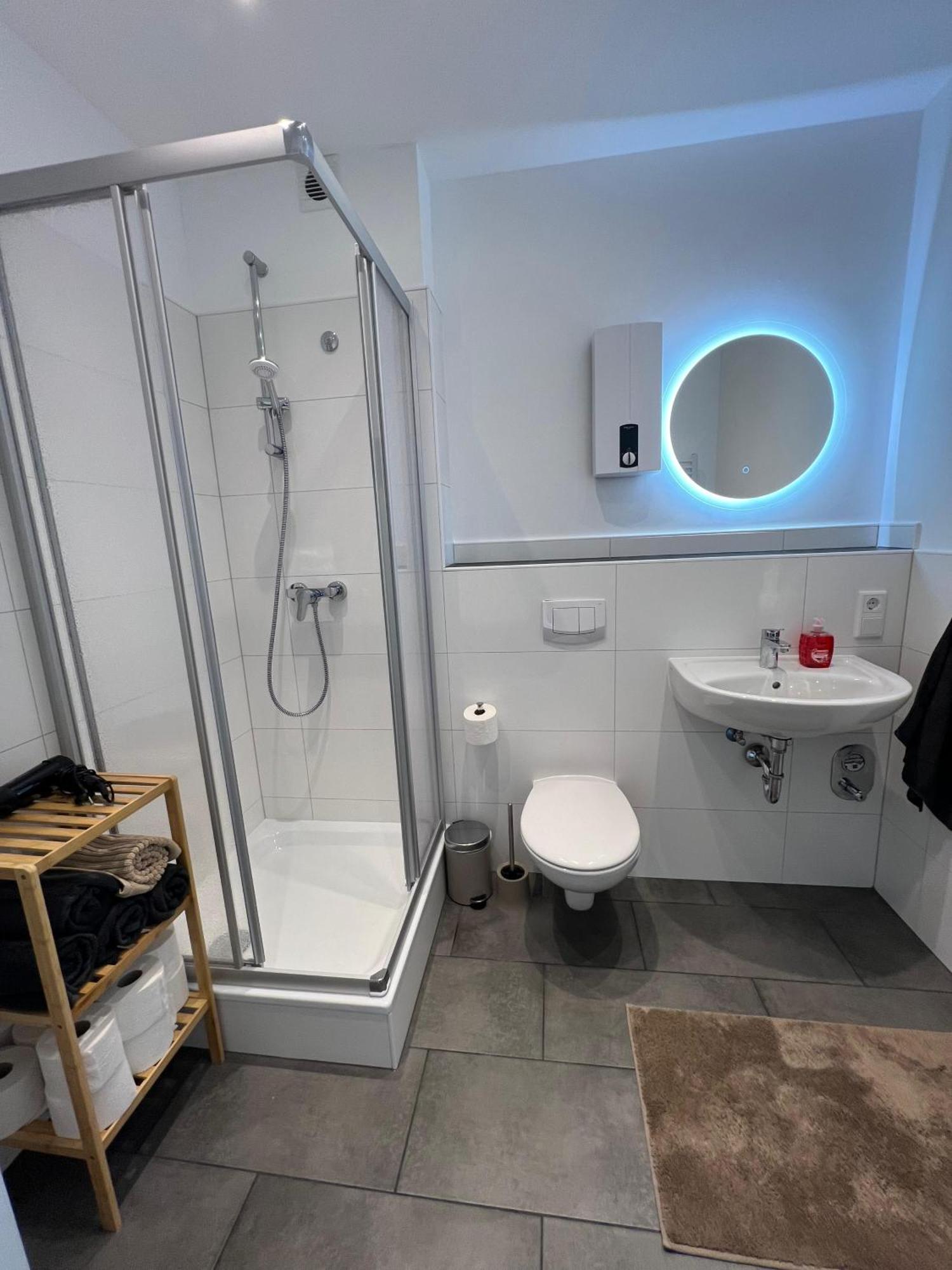 Gemuetliche 3-Zimmer-Wohnung Mit Panoramablick Und Kostenlosem Ueberdachten Parkplatz Winterberg Bagian luar foto